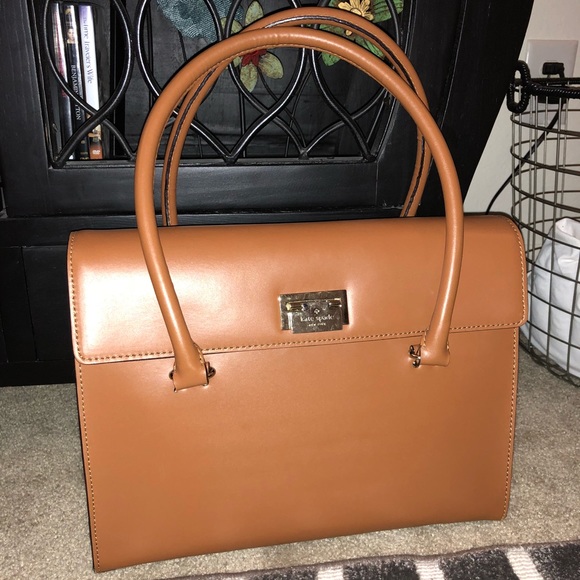 kate spade Handbags - 💥PRICE DROP💥 Kate Spade tote